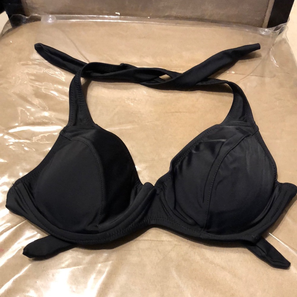 Beautiful Fashion Nova Bikini Top
